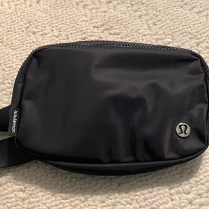 Lululemon belt bag